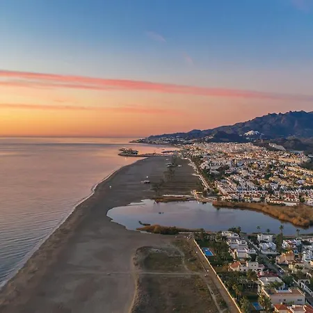 Apartamento Lagunas Home, Bajo Con Terraza Al Lado De La Playa